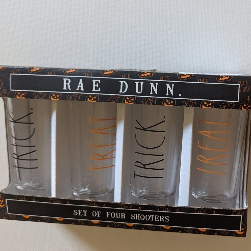 NWT Rae Dunn Trick Treat Halloween 4 Shot Glass Shooter Set Barware Drinks Party